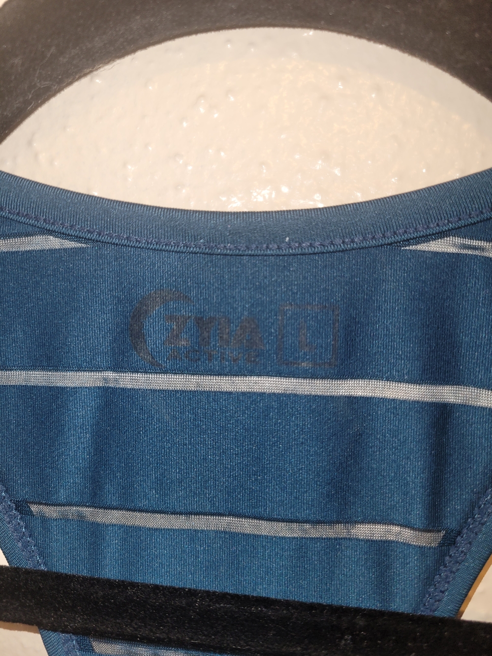 Zyia Blue Havana Shadow Stripe Tank Top Size Large - Picture 3 of 3